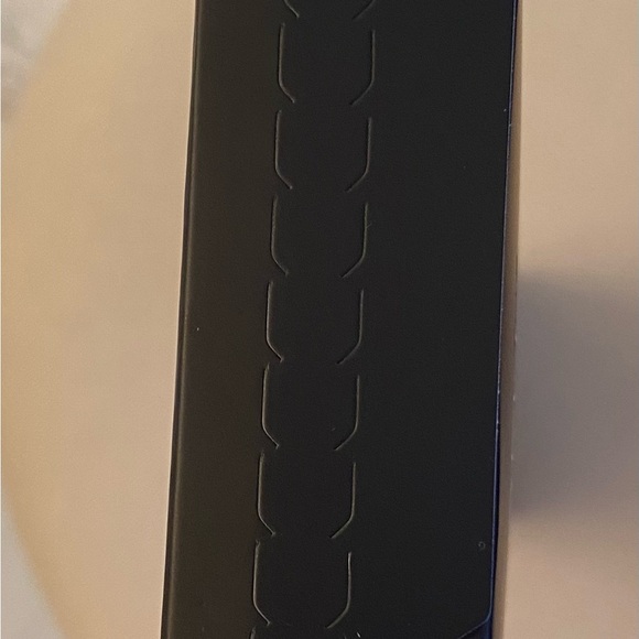 BELLAMI Professional S-Wave Tape-In Extensions - Off Black #1B - Picture 9 of 11